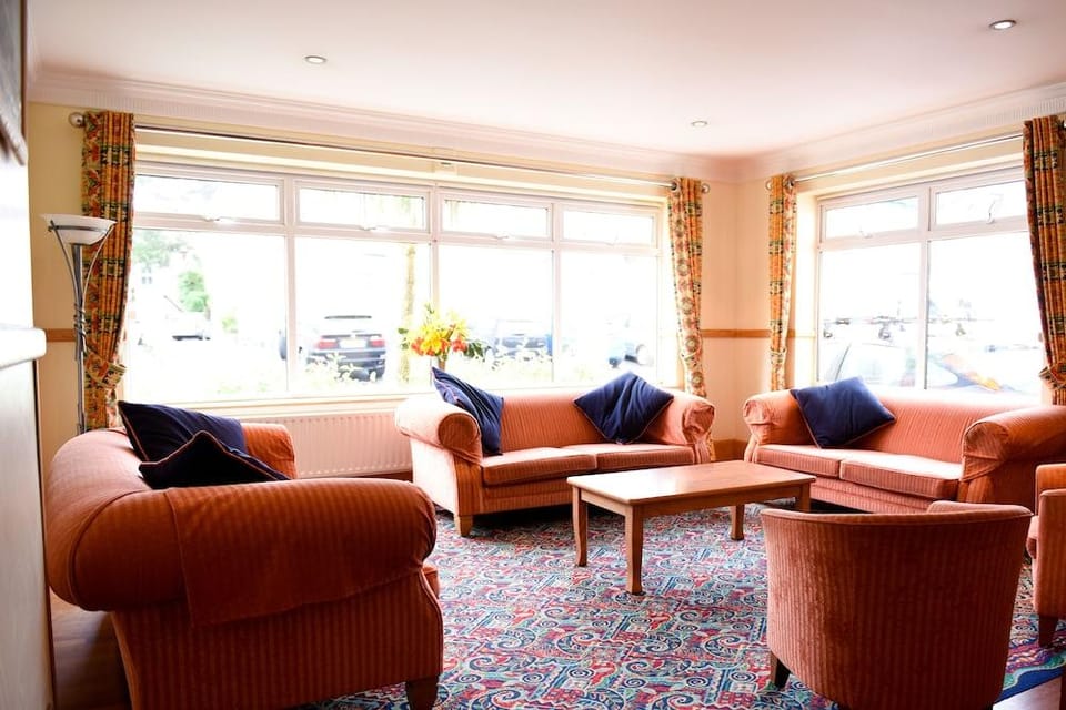 Riviera Hotel Hotel in Poole