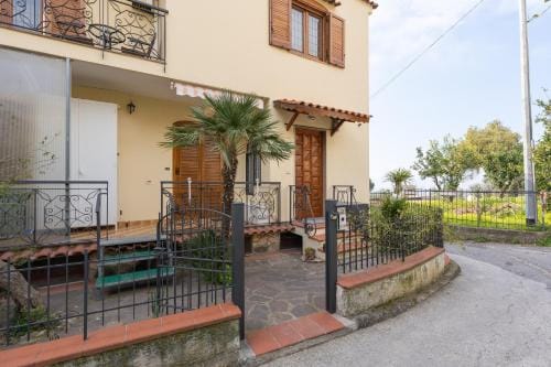 SEASCAPE - Noemi's Rooms Hotel in Vico Equense