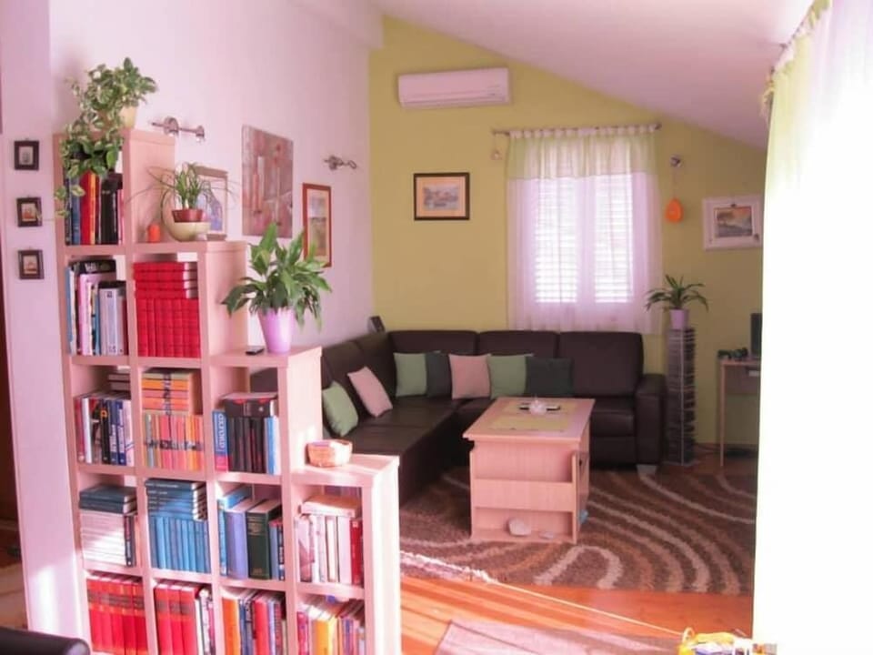 Apartments Zelic Tucepi Hotel in Tučepi