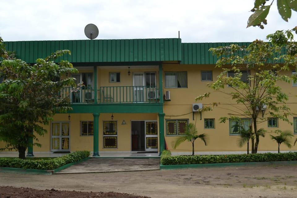 L'Aquarius Marina 2000 Hotel in Douala