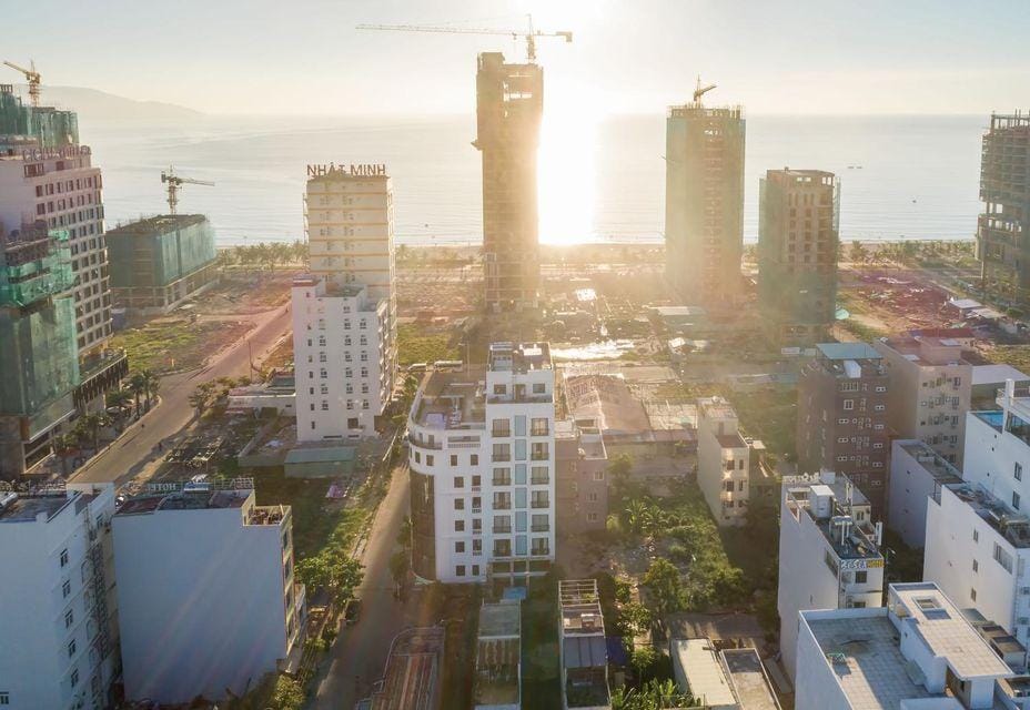 UrbanR Danang Beach - An Thuong Walking Street Hotel in Da Nang