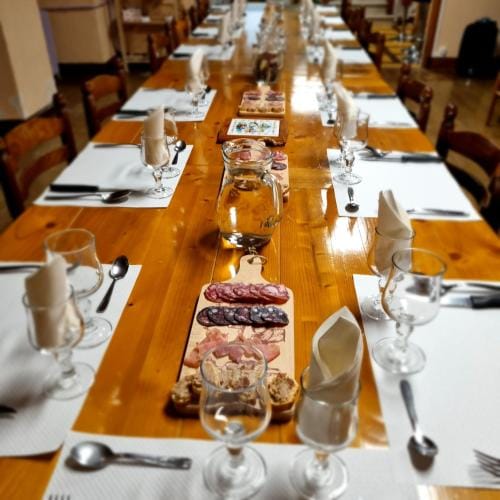 Au coeur du Volcantal Hotel in Auvergne-Rhône-Alpes