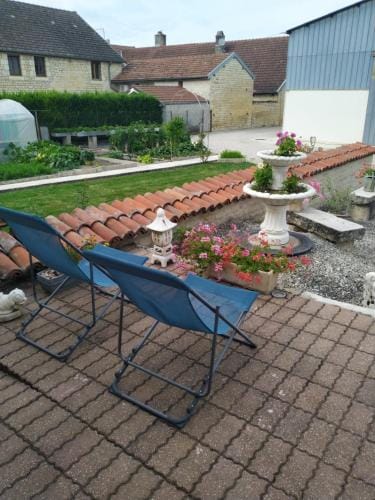 A la maison du Bonheur Hotel in Bourgogne-Franche-Comté