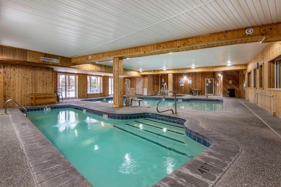 Mountain Edge Suites at Sunapee, an Ascend Collection Hotel Hotel in Mount Sunapee