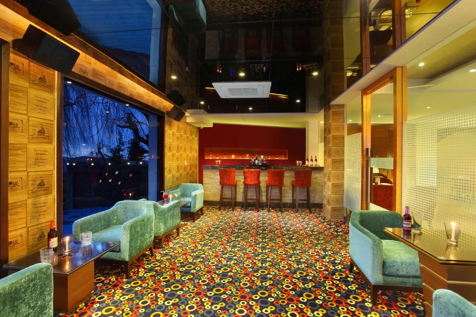 Marigold Sarovar Portico, Shimla. Heated pool & AC Rooms (Resort cottage & Spa) Resort in Shimla