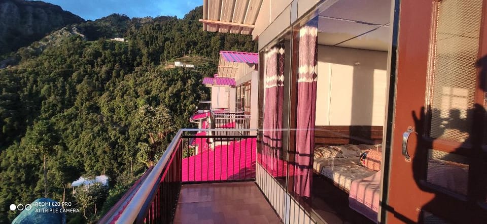 Sunrise resort Hotel in Uttarakhand