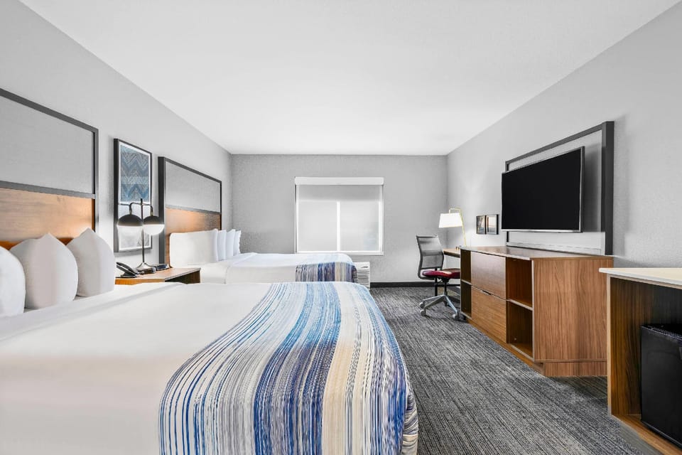 Suite room