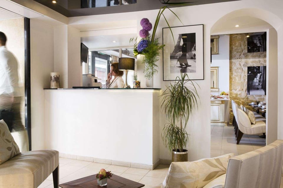 Residence du Lion d'Or Louvre Apartment hotel in Paris