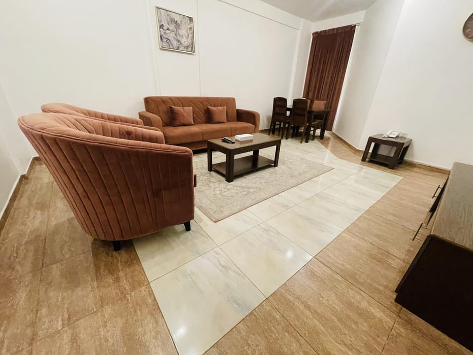 Shared lounge/TV area