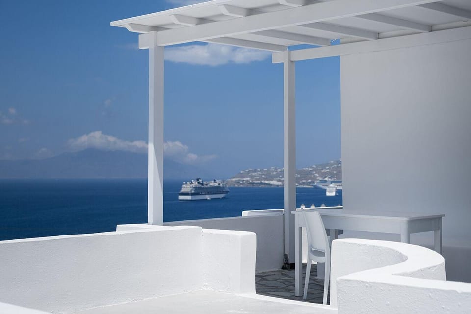 Feel Breeze Hotel in Mykonos