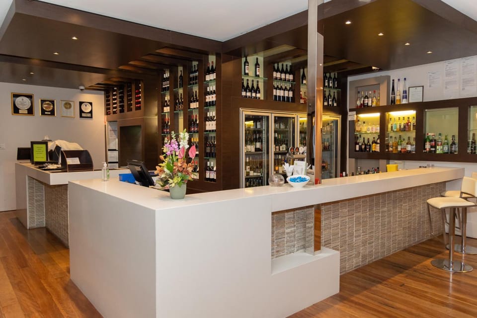 Bar/lounge