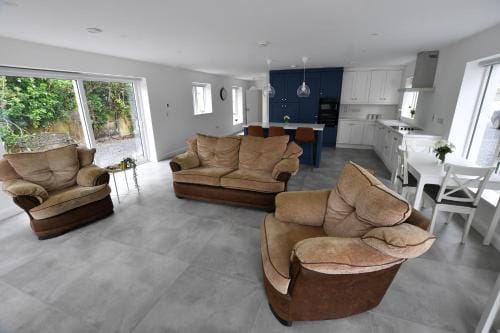 Kiernan's Self Catering & Accommodation Hotel in Longford