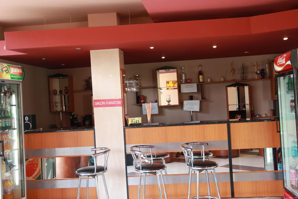 Bar/lounge