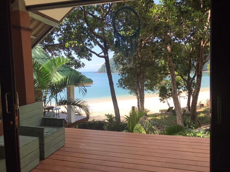 Chomjan Beach Resort Resort in Ko Phayam