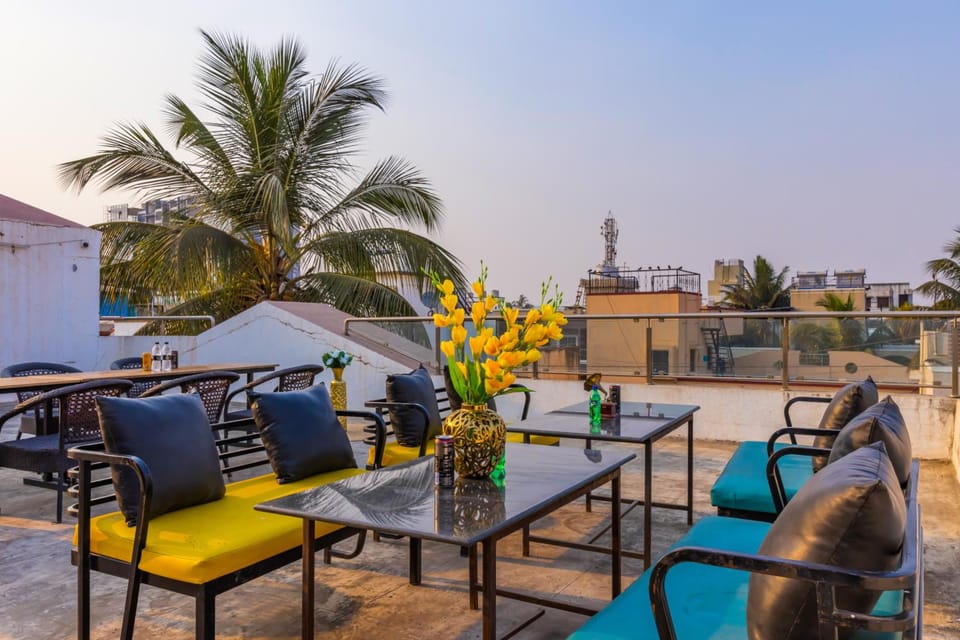 COLIWO DEUX (COLIVE AND COWORK) Hostel in Pune