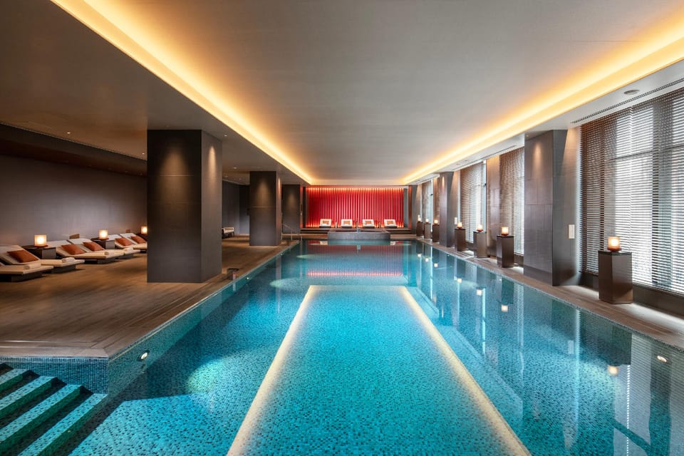 Swimming pool