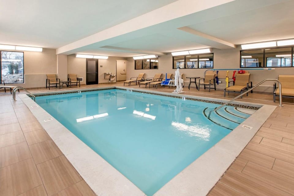 Country Inn & Suites by Radisson, Grandville-Grand Rapids West, MI Hotel in Grandville