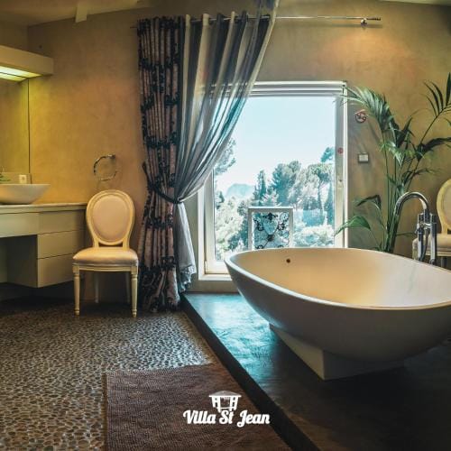 Villa St Jean SUITE Romantique Hotel in La Ciotat