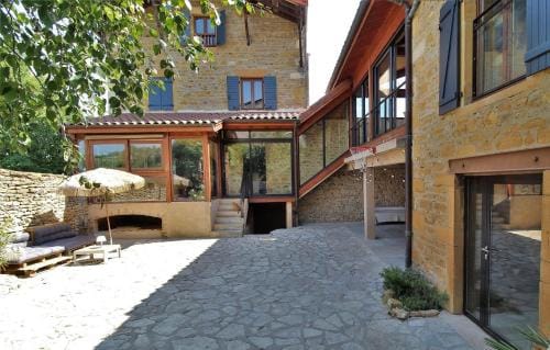Songes de vigne Hotel in Auvergne-Rhône-Alpes
