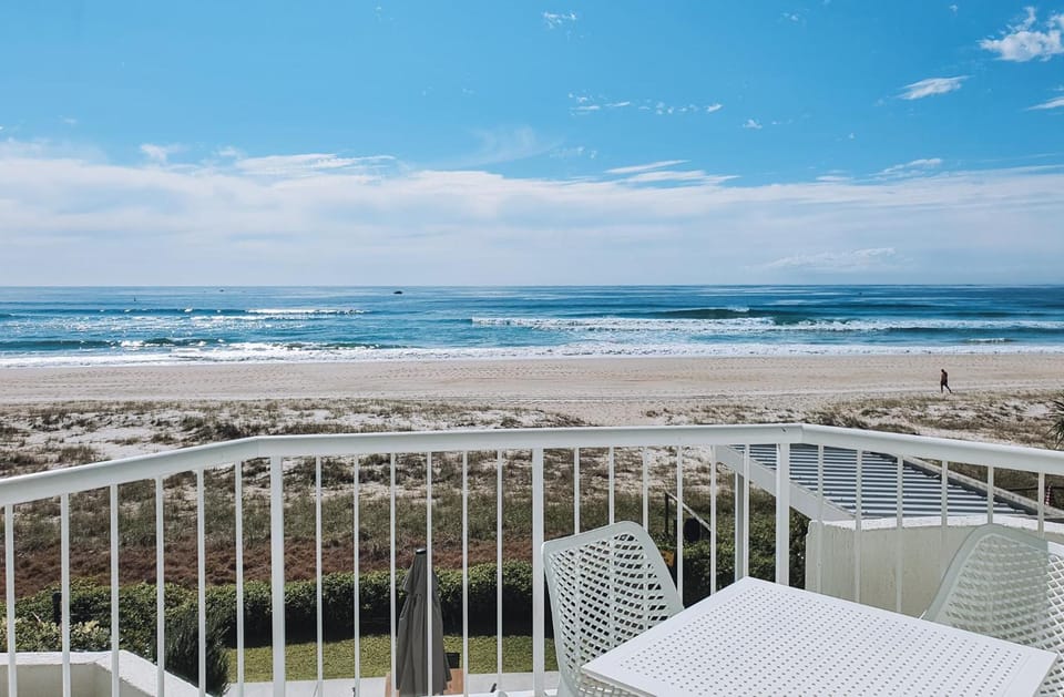Surfers Horizons Apartment hotel in Palm Beach