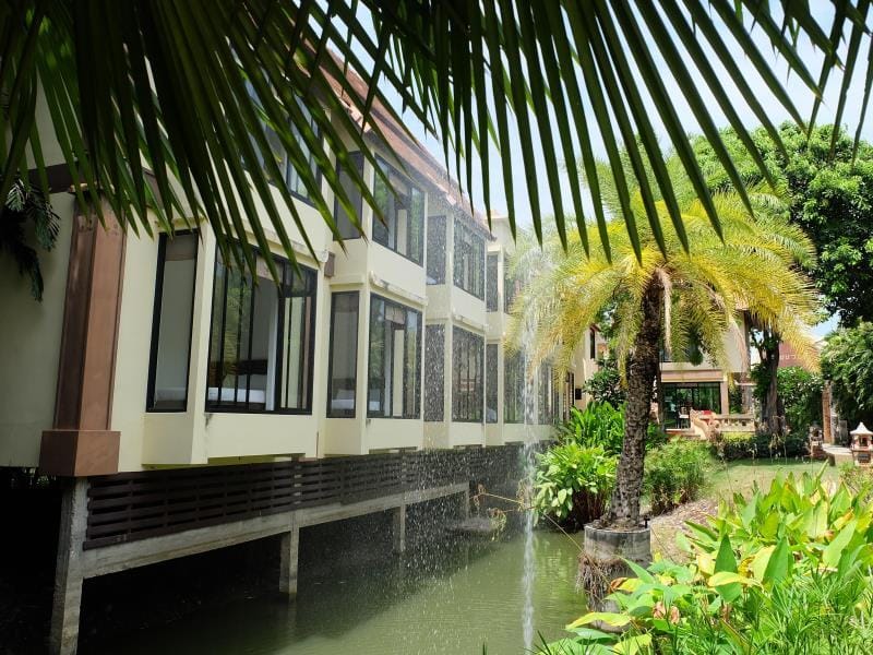 Picha Waree Resort Resort in Laos