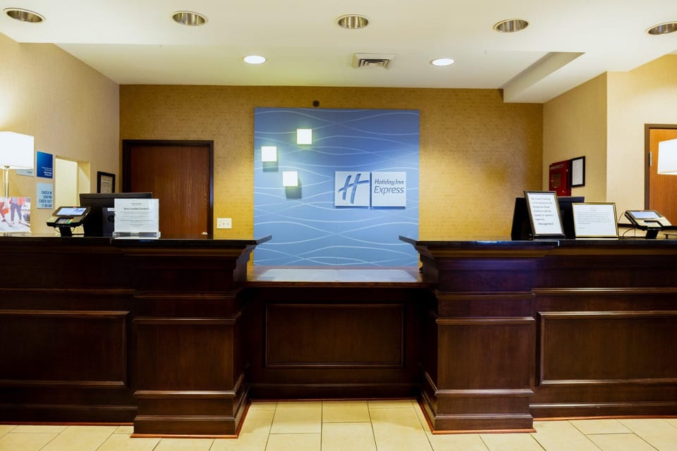 Holiday Inn Express & Suites Sidney By IHG Hotel in Montana