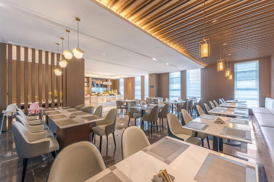 Atour Hotel Hangzhou Zhijiang Bridge Hotel in Hangzhou