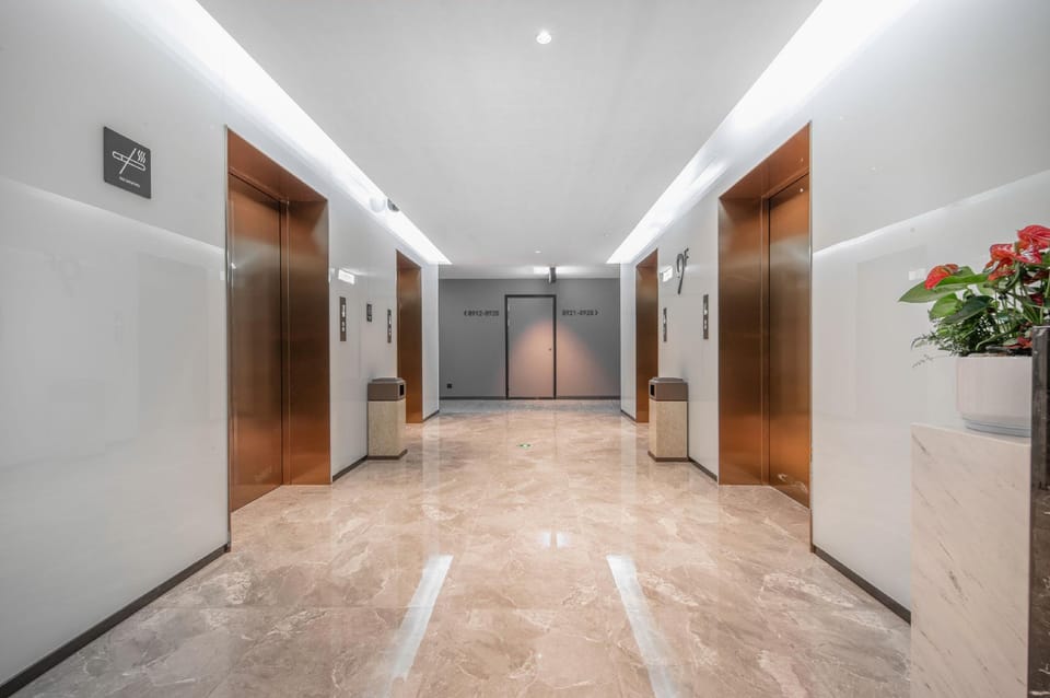 Atour Hotel Nantong Central Commercial Zone Jinzhuan Hotel in Suzhou