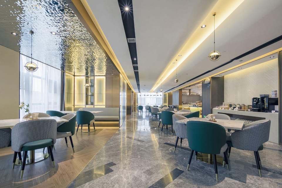 Atour Hotel Wuhan Guanshan Avenue Optics Valley Hotel in Wuhan