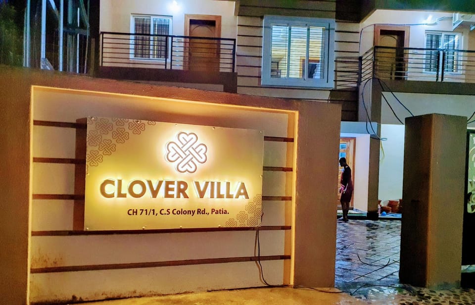 CLOVER VILLA HOTELS  Hotel in Bhubaneswar