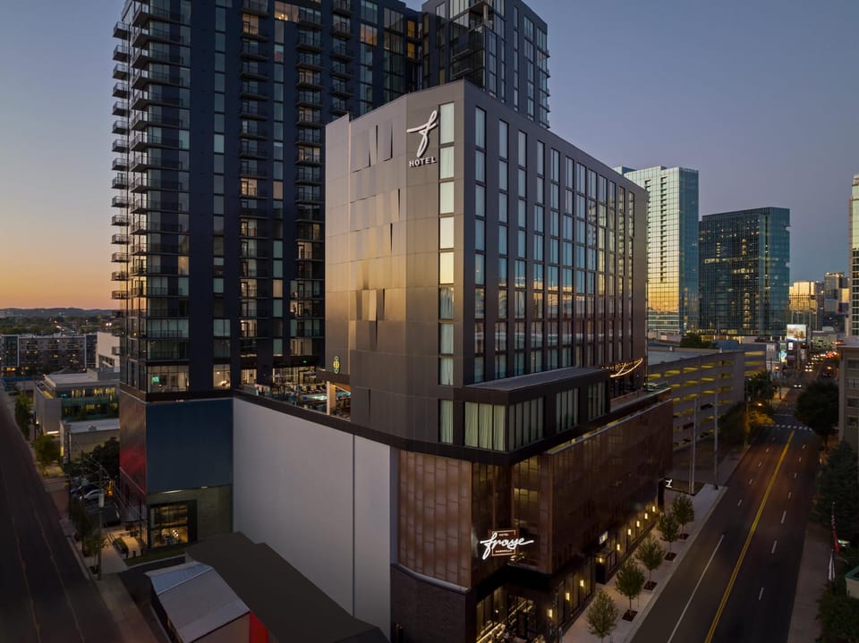 Hotel Fraye Nashville, Curio Collection by Hilton Hotel in Music Row