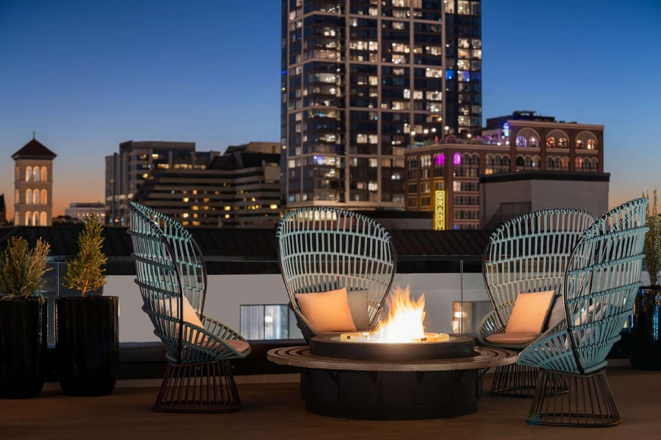 Hotel Fraye Nashville, Curio Collection by Hilton Hotel in Music Row