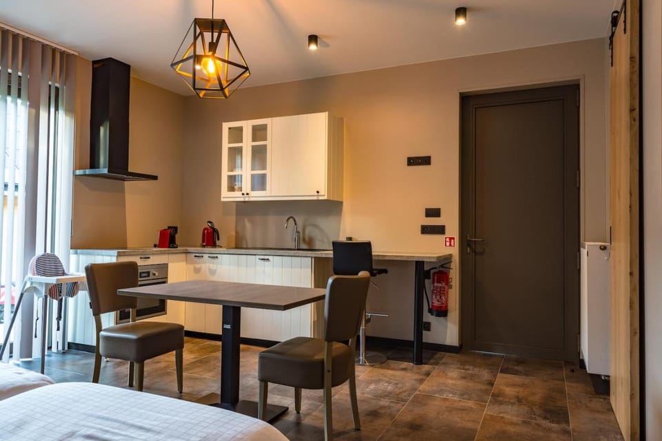 Guesthouse 't oud gemeentehuis Poelkapelle Hotel in Ypres