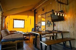 Jungle Book Safari Tent Luxury tent in Saint Florence