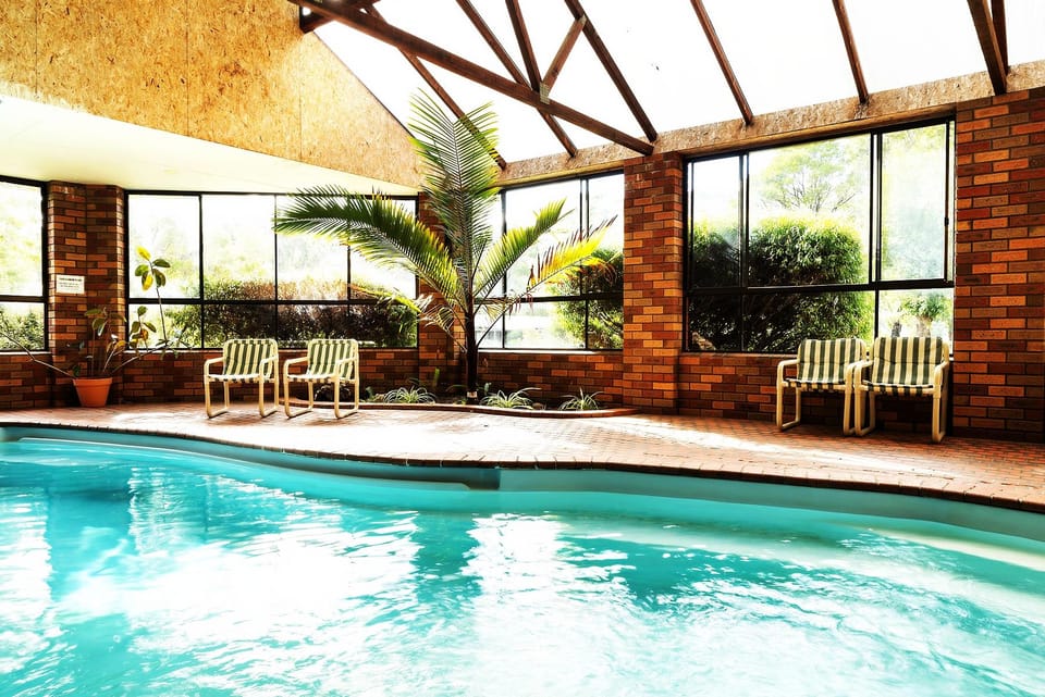 Pinnacle Holiday Lodge Hotel in Halls Gap