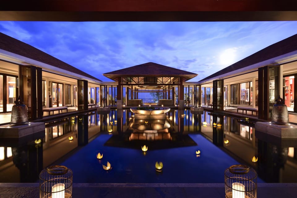 Banyan Tree Lang Co Hotel in Da Nang