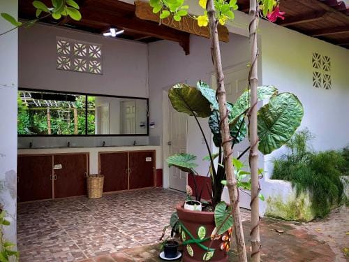 Huitzilin Hostal Hotel in Brisas de Zicatela