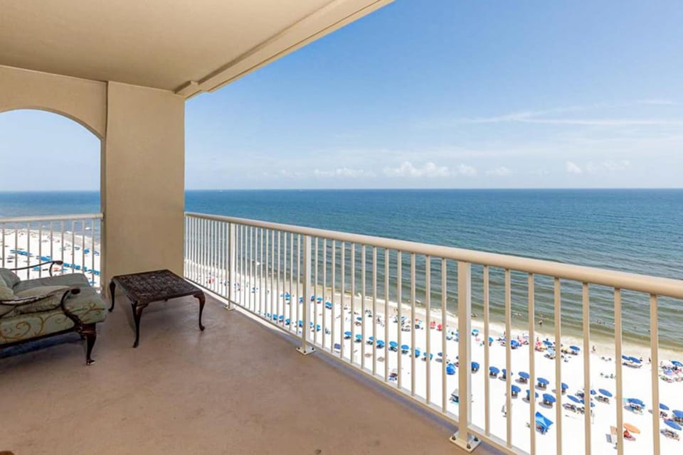Escapes to the Shores Hotel Apartment hotel in Orange Beach