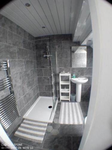 Snowdon House Single rooms for solo travellers Hotel in Rhyl