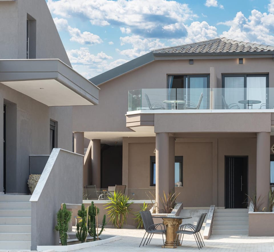 Mykoniatika Villas Hotel in Halkidiki