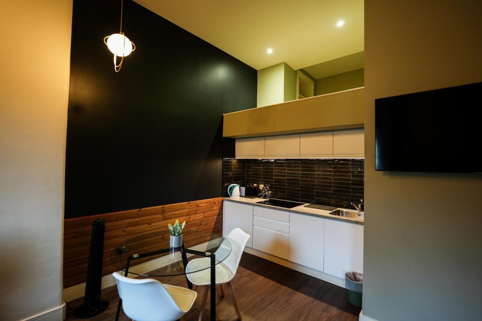 Revolver Glasgow Hotel in Glasgow