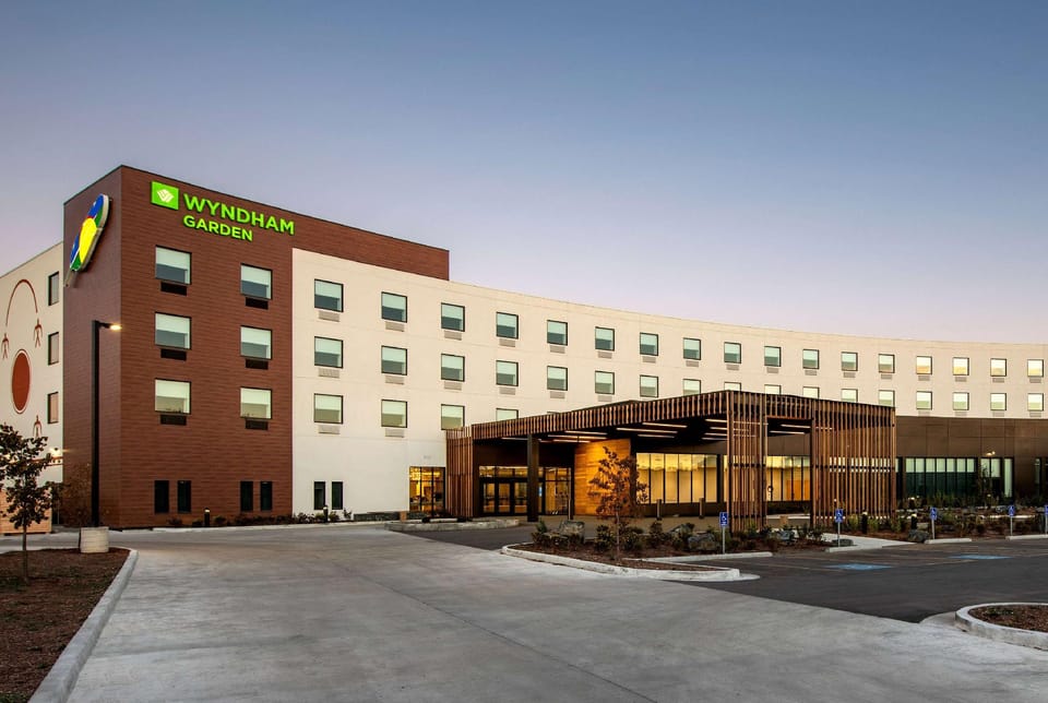 Wyndham Garden Winnipeg Airport Hotel in Winnipeg