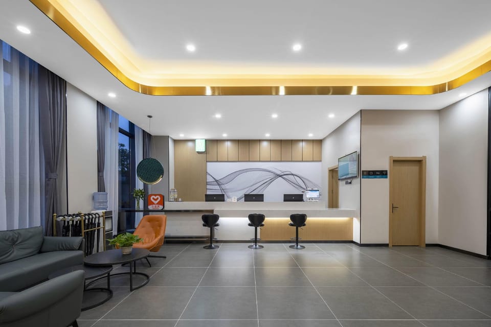 UPINN Zhuji High-speed Railway Station Wangyun Road Hotel in Hangzhou