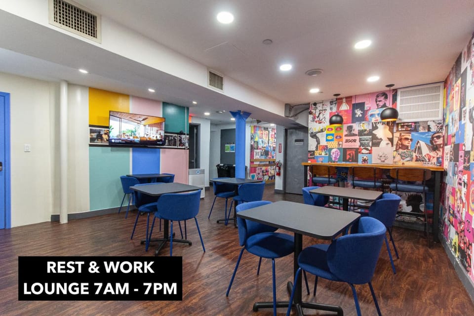 Bar/lounge