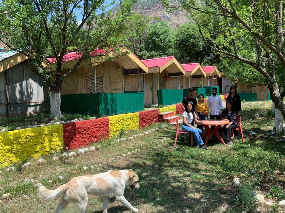 Tirthan village huts Hotel in Himachal Pradesh