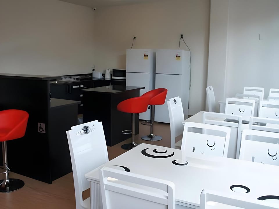 Newton Lodge Auckland Hostel in Auckland
