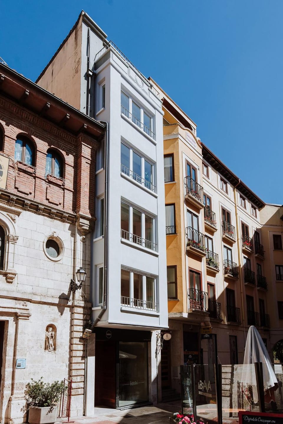 Apartamentos BURGOSUITES Apartment hotel in Burgos