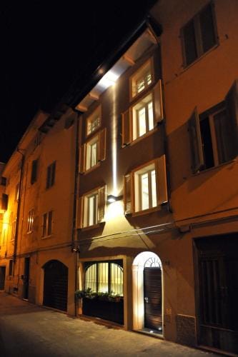 Opera 11 r&b Hotel in Parma
