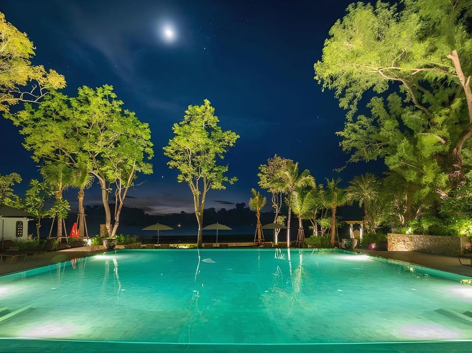 CHARRAS Bhawan Hotel and Residences Hotel in Nong Kae