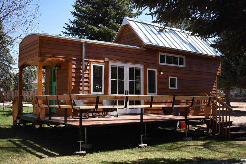 WeeCasa Tiny Home Resort Resort in Lyons